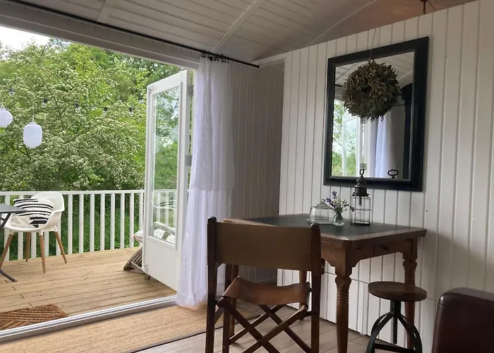 Bed & Breakfast Pipowagen Warm Welkom Wezep