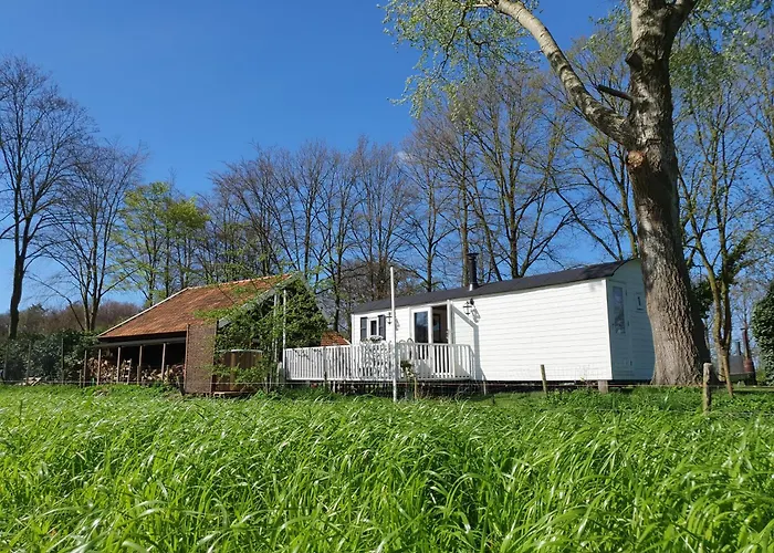 Bed & Breakfast Pipowagen Warm Welkom Wezep