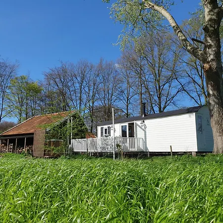 Bed & Breakfast Pipowagen Warm Welkom Wezep