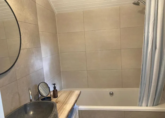 Bed & Breakfast Pipowagen Warm Welkom Wezep